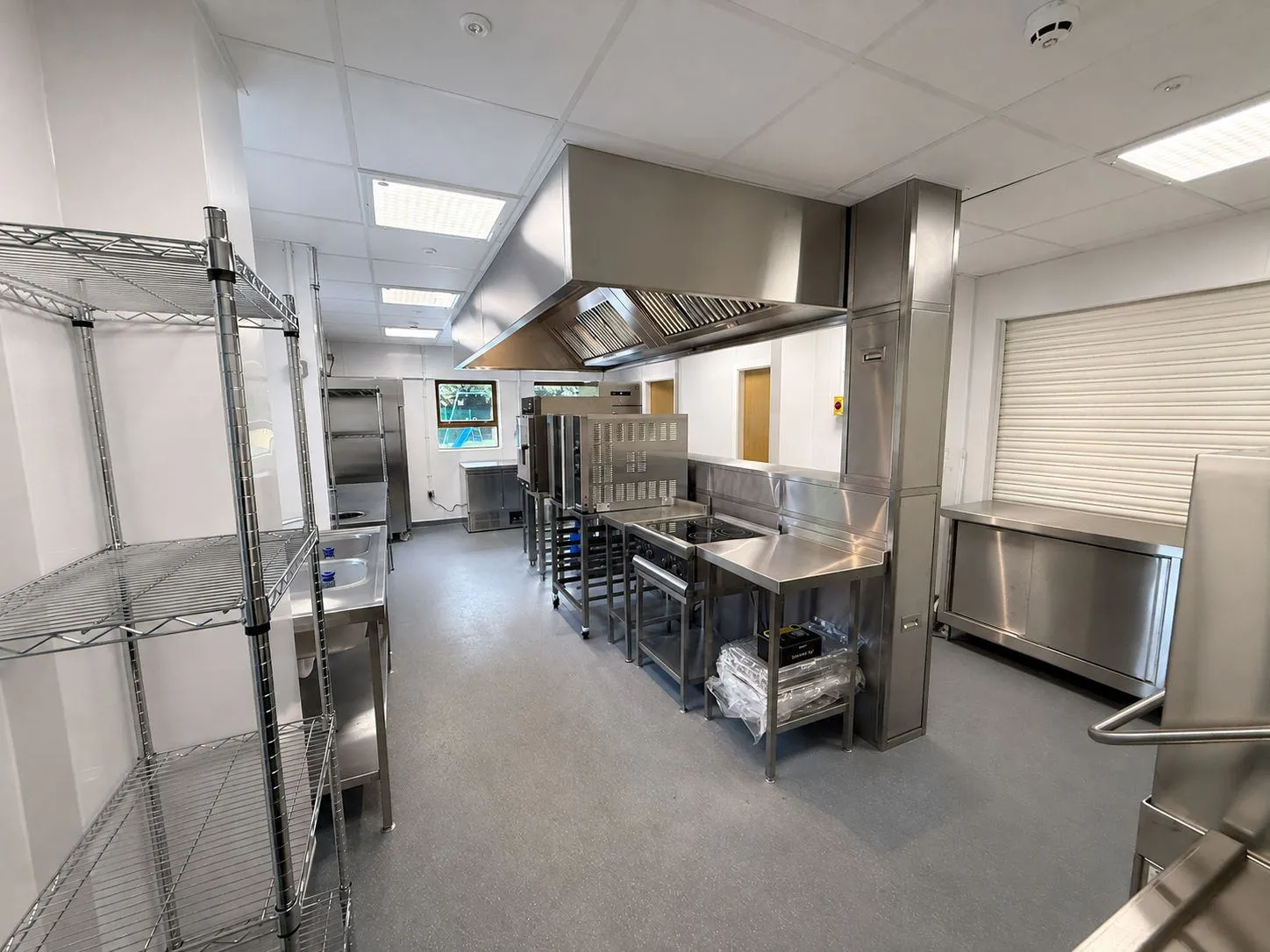Oakdale Primary School kitchen reburbishment by Mayco